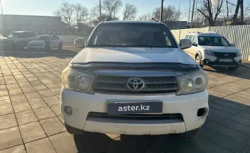 Toyota Fortuner 2010 года за 9 500 000 тг. в Уральск фото 2