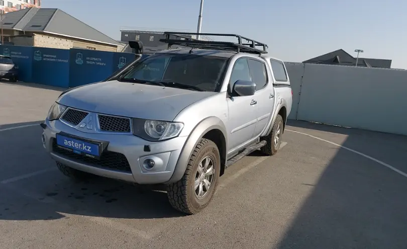 Mitsubishi L200 2012 года за 8 000 000 тг. в Шымкент
