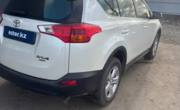 Toyota RAV4 2013 года за 9 700 000 тг. в Петропавловск