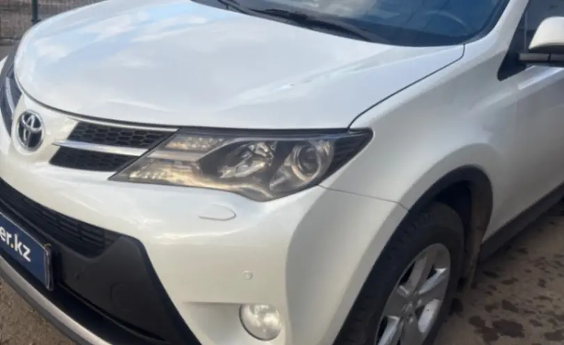 Toyota RAV4 2013 года за 9 700 000 тг. в Петропавловск