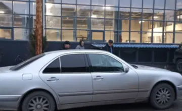 Mercedes-Benz E-Класс 2000 года за 4 500 000 тг. в Караганда фото 4