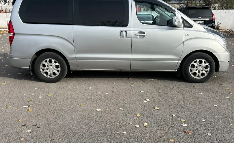 Hyundai Starex 2009 года за 6 500 000 тг. в Караганда