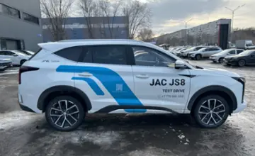 JAC JS8 2025 года за 12 490 000 тг. в Усть-Каменогорск фото 4