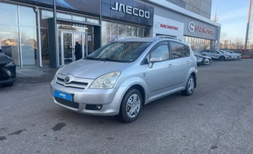 Toyota Corolla Verso 2004 года за 4 000 000 тг. в Актобе