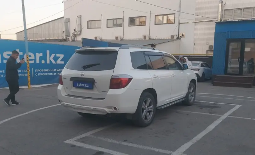 Toyota Highlander 2007 года за 9 500 000 тг. в Алматы фото 3