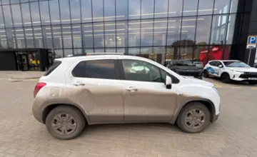 Chevrolet Tracker 2014 года за 4 300 000 тг. в Астана фото 4
