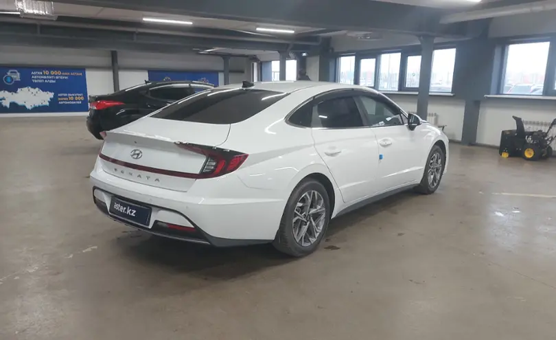Hyundai Sonata 2023 года за 12 000 000 тг. в Астана фото 3