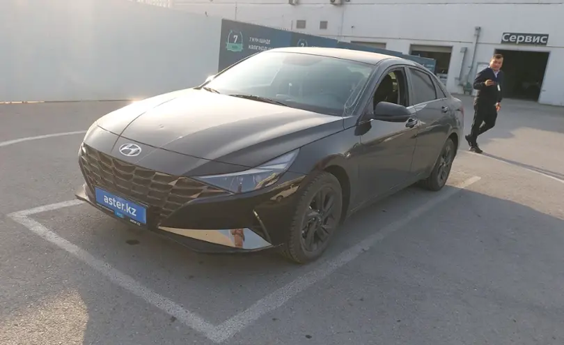 Hyundai Elantra 2022 года за 9 500 000 тг. в Шымкент