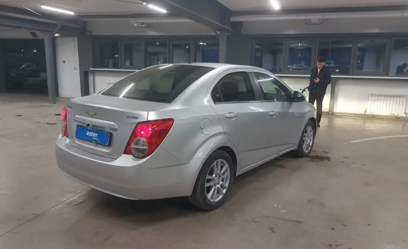 Chevrolet Aveo 2014 года за 3 100 000 тг. в Астана фото 3