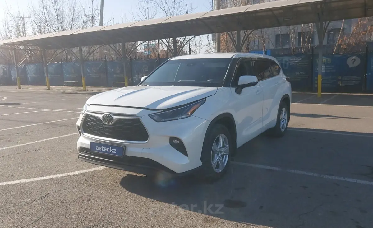 Toyota Highlander 2021 года за 22 000 000 тг. в Алматы