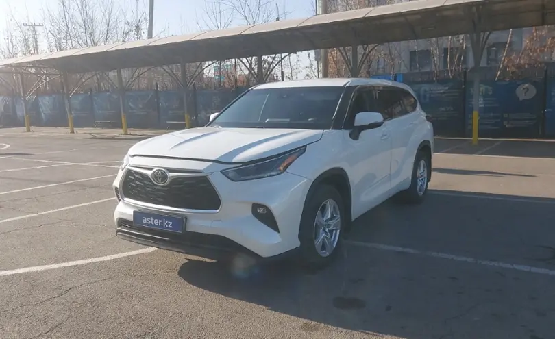 Toyota Highlander 2021 года за 22 000 000 тг. в Алматы