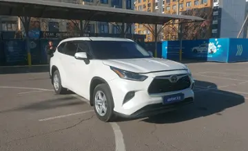 Toyota Highlander 2021 года за 22 000 000 тг. в Алматы фото 2