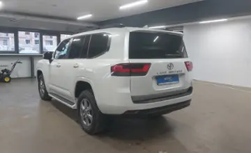 Toyota Land Cruiser 2023 года за 55 000 000 тг. в Астана фото 4