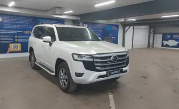 Toyota Land Cruiser 2023 года за 55 000 000 тг. в Астана фото 2