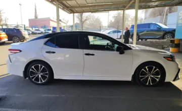 Toyota Camry 2019 года за 11 000 000 тг. в Алматы фото 4