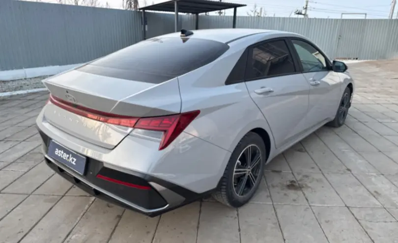 Hyundai Elantra 2024 года за 10 000 000 тг. в Уральск фото 5