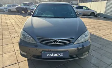 Toyota Camry 2005 года за 5 000 000 тг. в Уральск фото 2