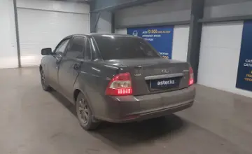 LADA (ВАЗ) Priora 2014 года за 2 500 000 тг. в Астана фото 4