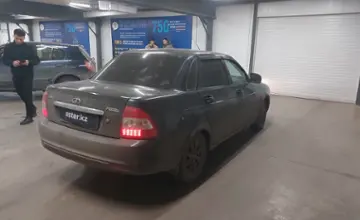 LADA (ВАЗ) Priora 2014 года за 2 500 000 тг. в Астана фото 3