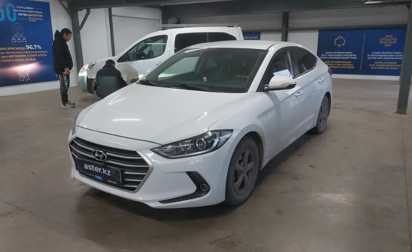 Hyundai Avante 2018 года за 7 500 000 тг. в Астана
