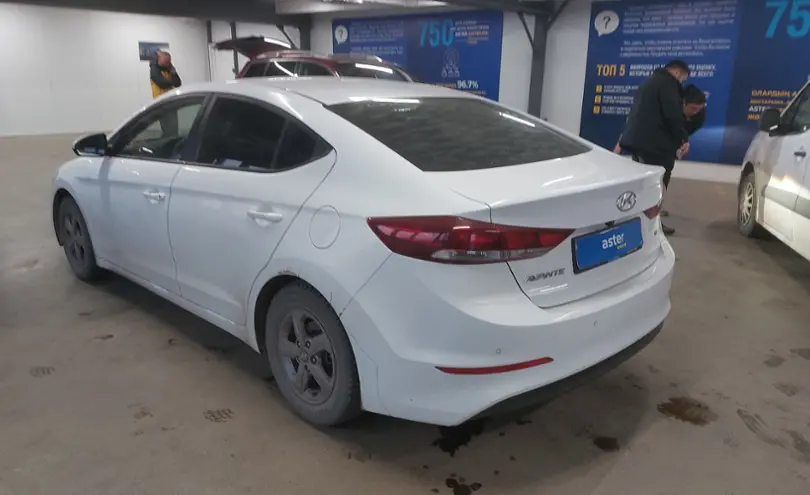 Hyundai Avante 2018 года за 7 000 000 тг. в Астана фото 4