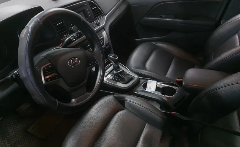 Hyundai Avante 2018 года за 7 000 000 тг. в Астана фото 5