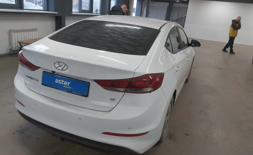 Hyundai Avante 2018 года за 7 000 000 тг. в Астана фото 3