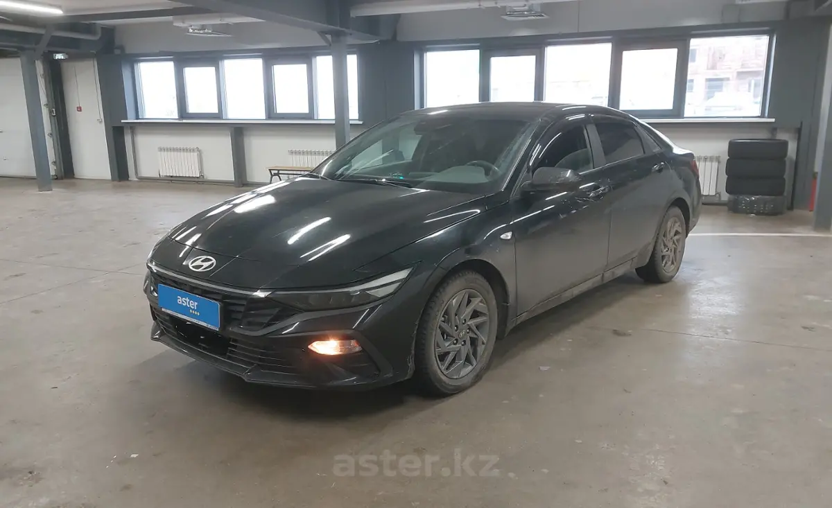 Hyundai Elantra 2023 года за 10 000 000 тг. в Астана