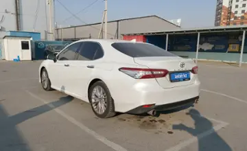 Toyota Camry 2018 года за 14 000 000 тг. в Шымкент фото 4