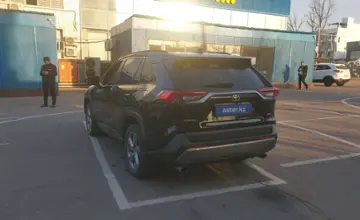 Toyota RAV4 2020 года за 14 000 000 тг. в Алматы фото 4