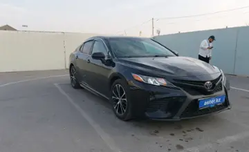 Toyota Camry 2018 года за 12 000 000 тг. в Шымкент фото 2