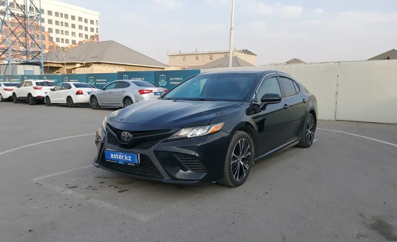 Toyota Camry 2018 года за 12 000 000 тг. в Шымкент