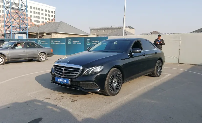 Mercedes-Benz E-Класс 2017 года за 19 000 000 тг. в Шымкент