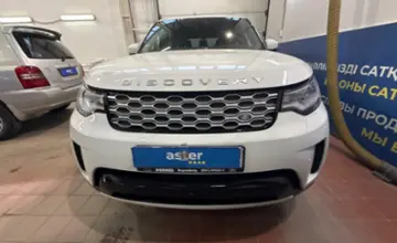 Land Rover Discovery 2022 года за 37 000 000 тг. в Астана фото 2