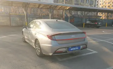 Hyundai Sonata 2020 года за 10 500 000 тг. в Алматы фото 4