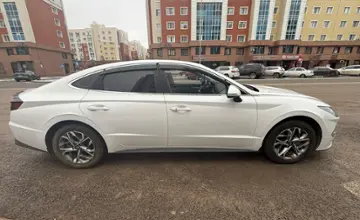 Hyundai Sonata 2021 года за 10 700 000 тг. в Астана