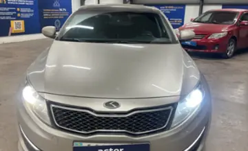 Kia K5 2011 года за 8 500 000 тг. в Астана фото 2