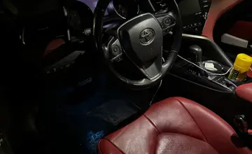 Toyota Camry 2019 года за 12 500 000 тг. в Семей фото 3