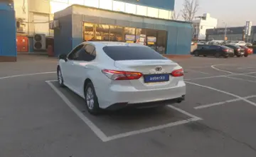 Toyota Camry 2019 года за 14 000 000 тг. в Алматы фото 4