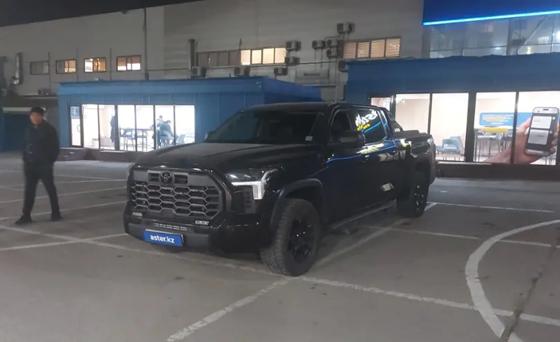 Toyota Tundra 2023 года за 42 000 000 тг. в Алматы