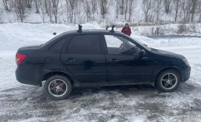LADA (ВАЗ) Granta 2014 года за 2 500 000 тг. в Усть-Каменогорск фото 4