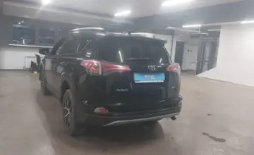 Toyota RAV4 2017 года за 12 300 000 тг. в Астана фото 4