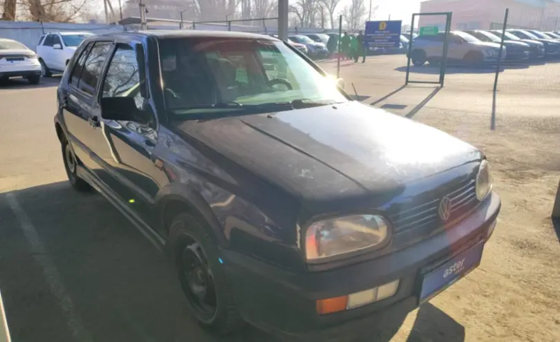 Volkswagen Golf 1994 года за 1 500 000 тг. в Алматы фото 3