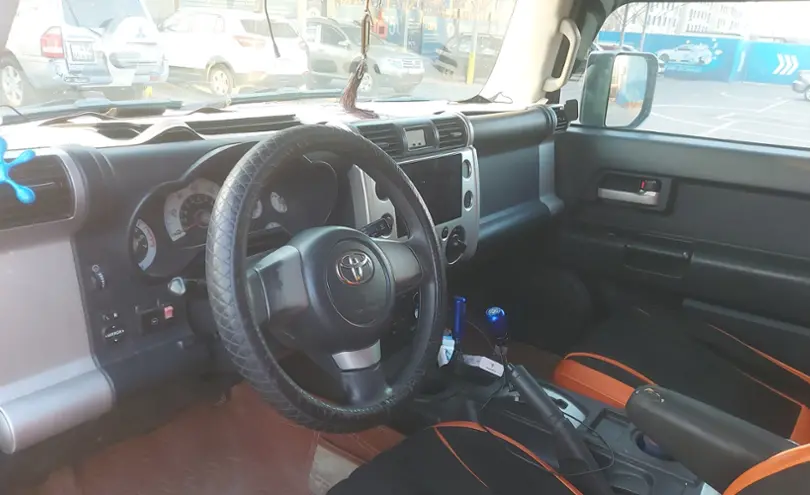 Toyota FJ Cruiser 2007 года за 15 000 000 тг. в Алматы фото 5