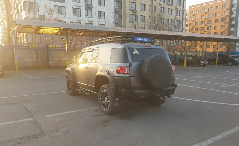 Toyota FJ Cruiser 2007 года за 15 000 000 тг. в Алматы фото 4