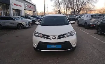 Toyota RAV4 2015 года за 11 500 000 тг. в Актобе фото 2