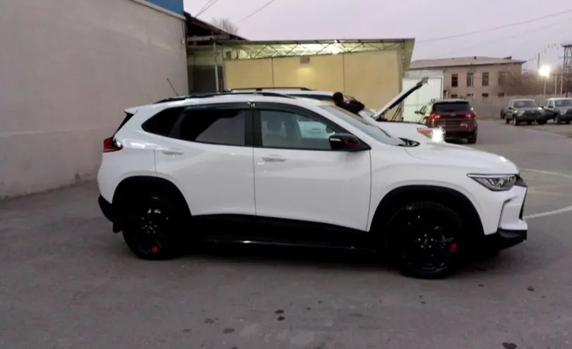 Chevrolet Tracker 2022 года за 8 700 000 тг. в Тараз фото 4