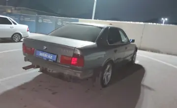 BMW 5 серии 1988 года за 1 500 000 тг. в Шымкент фото 3