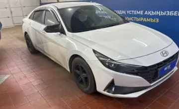 Hyundai Avante 2020 года за 9 000 000 тг. в Астана фото 3