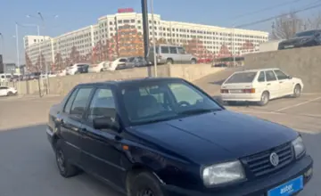 Volkswagen Vento 1995 года за 800 000 тг. в Шымкент фото 3